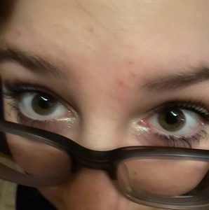 Meet your Posher, Leah